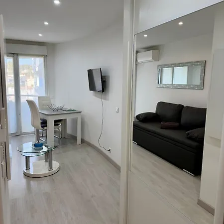 Apartment En Bord De ! Villeneuve-Loubet